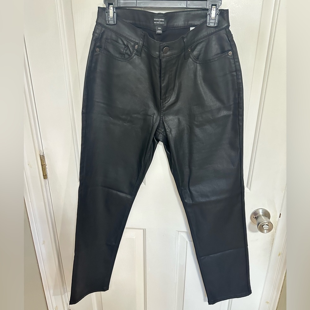 Banana Republic Mid-Rise Slim Fit Coated Black